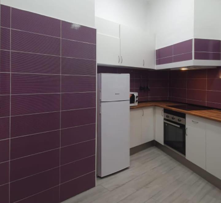 Flats Puente Ademuz De 3 Apartamento